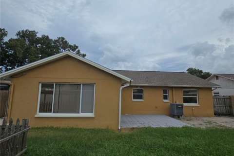 House in New Port Richey, Florida 3 bedrooms, 119.19 sq.m. № 1363460 - photo 21