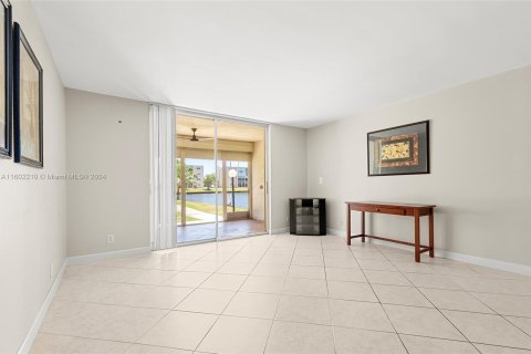 Copropriété à vendre à Dania Beach, Floride: 2 chambres, 106.28 m2 № 1226119 - photo 14