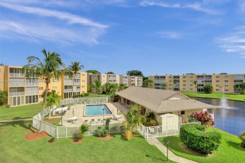 Copropriété à vendre à Dania Beach, Floride: 2 chambres, 106.28 m2 № 1226119 - photo 27