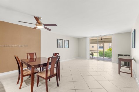 Condominio en venta en Dania Beach, Florida, 2 dormitorios, 106.28 m2 № 1226119 - foto 8