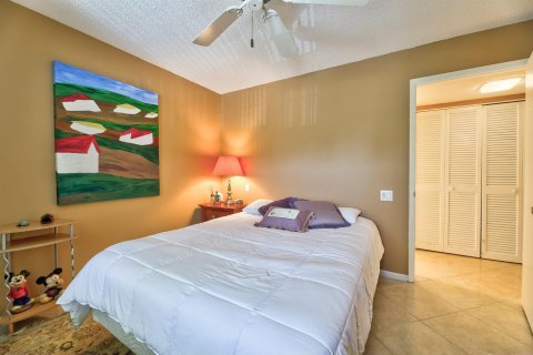 Condominio en venta en Coconut Creek, Florida, 2 dormitorios, 89.37 m2 № 929780 - foto 1