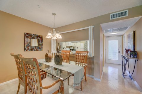 Condominio en venta en Coconut Creek, Florida, 2 dormitorios, 89.37 m2 № 929780 - foto 7