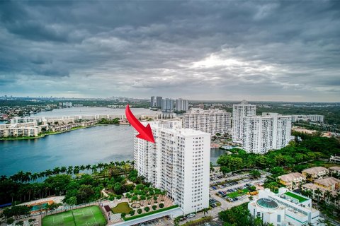 Condo in Aventura, Florida, 2 bedrooms  № 1209125 - photo 5