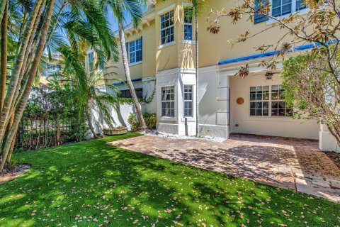 Adosado en venta en North Palm Beach, Florida, 3 dormitorios, 233.09 m2 № 1208785 - foto 4