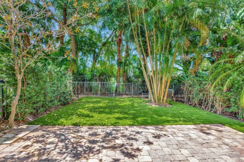 Townhouse in North Palm Beach, Florida 3 bedrooms, 233.09 sq.m. № 1208785 - photo 3