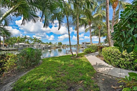 Terreno en venta en Saint Petersburg, Florida № 1366066 - foto 15