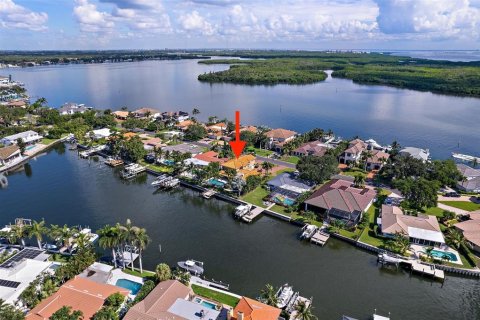 Terreno en venta en Saint Petersburg, Florida № 1366066 - foto 8