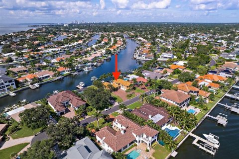 Terreno en venta en Saint Petersburg, Florida № 1366066 - foto 10