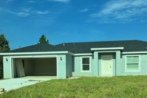 House in Lehigh Acres, Florida 4 bedrooms, 150.22 sq.m. № 833564 - photo 2