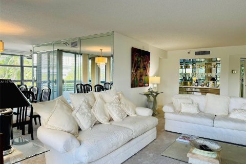 Condominio en venta en Aventura, Florida, 2 dormitorios, 134.43 m2 № 1401228 - foto 15