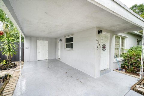 Casa en venta en Hollywood, Florida, 2 dormitorios, 80.27 m2 № 1401243 - foto 4