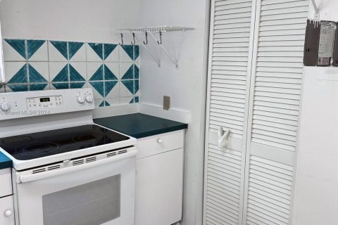 Condominio en venta en Miami Beach, Florida, 1 dormitorio, 41.81 m2 № 1367396 - foto 14