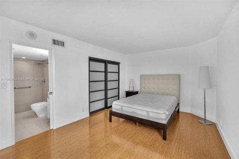 Condo in Aventura, Florida, 3 bedrooms  № 1367351 - photo 13