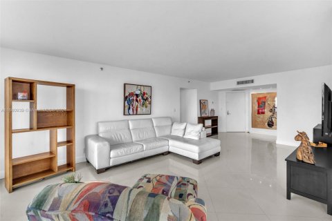 Copropriété à vendre à Aventura, Floride: 3 chambres, 159.98 m2 № 1367351 - photo 3