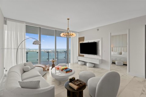 Copropriété à vendre à Miami, Floride: 2 chambres, 218.04 m2 № 1367308 - photo 1