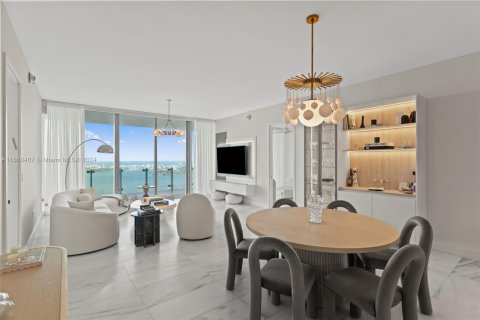 Condo in Miami, Florida, 2 bedrooms  № 1367308 - photo 7