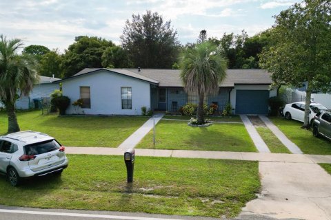 Casa en venta en Deltona, Florida, 3 dormitorios, 125.7 m2 № 1400793 - foto 23