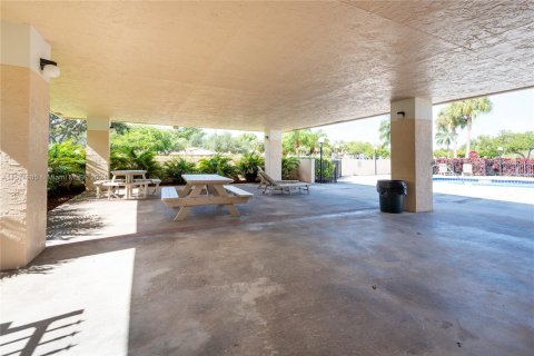 Copropriété à vendre à Coral Springs, Floride: 3 chambres, 117.06 m2 № 949862 - photo 19