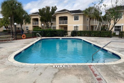 Condo in Coral Springs, Florida, 3 bedrooms  № 949862 - photo 10