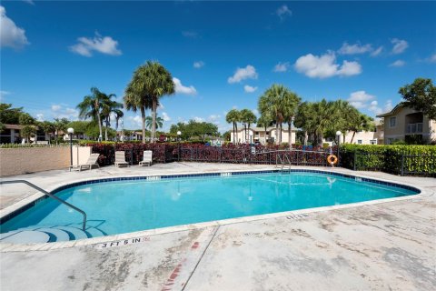 Copropriété à vendre à Coral Springs, Floride: 3 chambres, 117.06 m2 № 949862 - photo 18