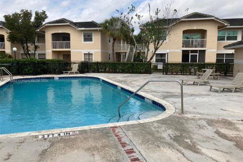 Copropriété à vendre à Coral Springs, Floride: 3 chambres, 117.06 m2 № 949862 - photo 5