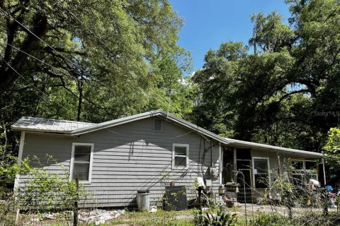House in Gainesville, Florida 4 bedrooms, 160.91 sq.m. № 483829 - photo 8