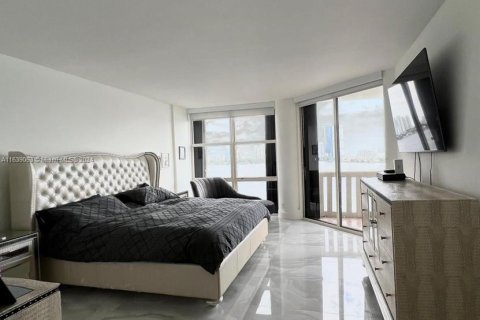 Condominio en venta en Aventura, Florida, 2 dormitorios, 200.11 m2 № 1311016 - foto 23