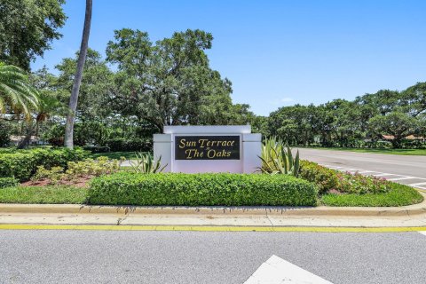 Villa ou maison à vendre à Palm Beach Gardens, Floride: 2 chambres, 107.02 m2 № 1208787 - photo 15