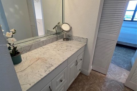 Copropriété à vendre à Hollywood, Floride: 1 chambre, 92.9 m2 № 1175608 - photo 19