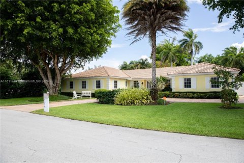 Villa ou maison à vendre à Palmetto Bay, Floride: 4 chambres, 308.25 m2 № 1233527 - photo 4