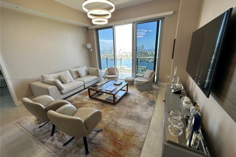 Condo in North Miami Beach, Florida, 3 bedrooms  № 1316606 - photo 17