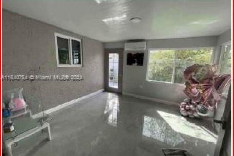 Casa en venta en Miami, Florida, 4 dormitorios, 154.59 m2 № 1316646 - foto 21