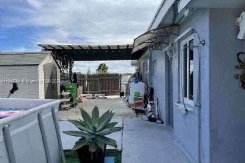 Casa en venta en Miami, Florida, 4 dormitorios, 154.59 m2 № 1316646 - foto 18