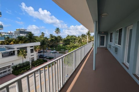 Studio in the Condo in Miami Beach, Florida  № 1233337 - photo 12