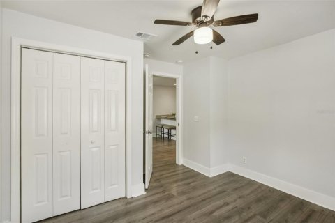 Casa en venta en Tampa, Florida, 4 dormitorios, 131.55 m2 № 1323076 - foto 10