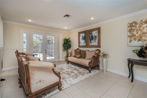 Casa en venta en Miramar, Florida, 5 dormitorios, 281.87 m2 № 1226114 - foto 9