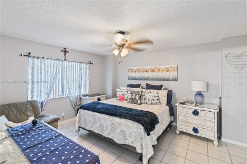 Copropriété à vendre à North Lauderdale, Floride: 2 chambres, 125.42 m2 № 1209441 - photo 10