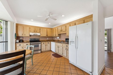 Townhouse in Wellington, Florida 3 bedrooms, 231.79 sq.m. № 1168906 - photo 26