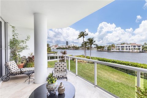 Copropriété à vendre à Aventura, Floride: 3 chambres, 260.13 m2 № 1101504 - photo 24