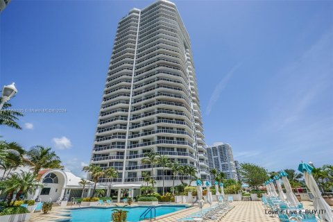 Copropriété à vendre à Aventura, Floride: 3 chambres, 260.13 m2 № 1101504 - photo 1