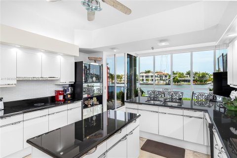 Copropriété à vendre à Aventura, Floride: 3 chambres, 260.13 m2 № 1101504 - photo 15