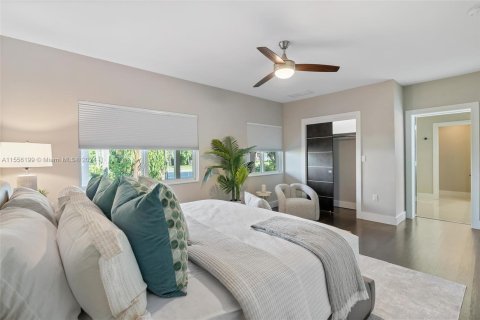Купить виллу или дом в Майами-Шорс, Флорида 5 спален, 299.89м2, № 1101473 - фото 14