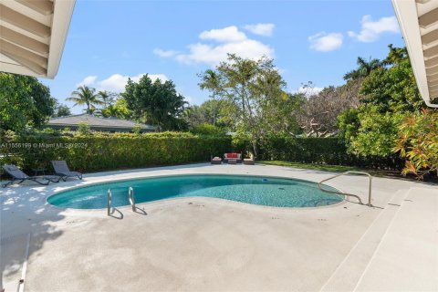 Купить виллу или дом в Майами-Шорс, Флорида 5 спален, 299.89м2, № 1101473 - фото 2