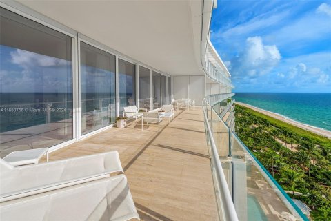 Copropriété à vendre à Surfside, Floride: 4 chambres, 431.07 m2 № 1365484 - photo 23