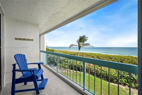 Copropriété à vendre à Jensen Beach, Floride: 2 chambres, 95.04 m2 № 807396 - photo 2