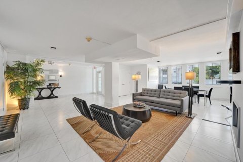 Copropriété à vendre à Fort Lauderdale, Floride: 2 chambres, 95.22 m2 № 1224627 - photo 8