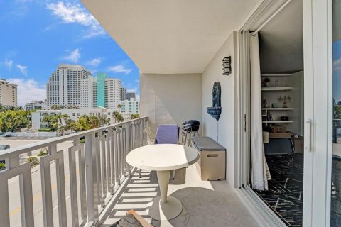 Condominio en venta en Fort Lauderdale, Florida, 2 dormitorios, 95.22 m2 № 1224627 - foto 14