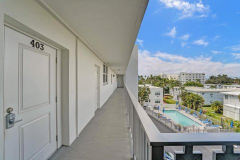 Condo in Fort Lauderdale, Florida, 2 bedrooms  № 1224627 - photo 16