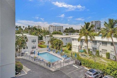 Condo in Fort Lauderdale, Florida, 2 bedrooms  № 1224627 - photo 15