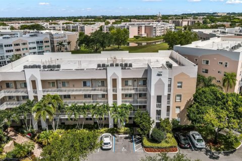 Condo in Sunrise, Florida, 2 bedrooms  № 1224628 - photo 3